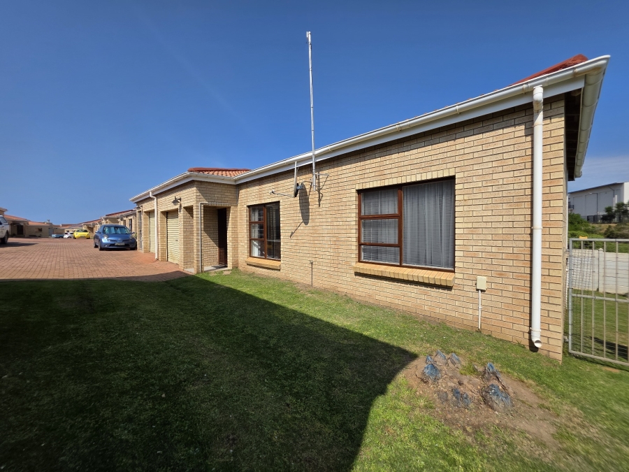 2 Bedroom Property for Sale in Ferreira Town Eastern Cape